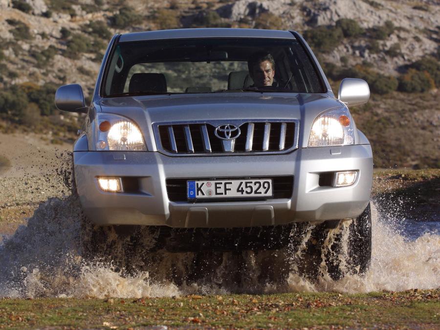 Toyota Land Cruiser Prado 120 3-Door 2003 года  (фото 25 из 29)